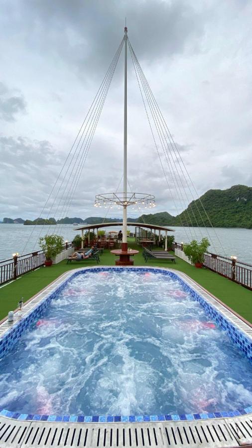 Calypso Cruises Hotel Cat Hai Eksteriør billede